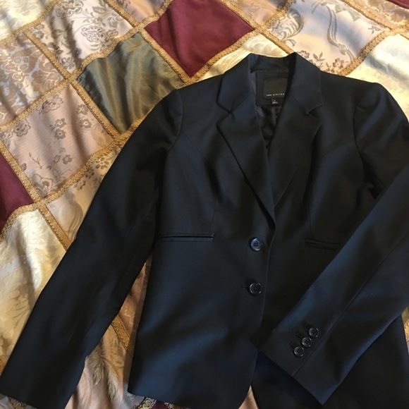 Black Suit Jacket —The Limited - Picture 2 of 3